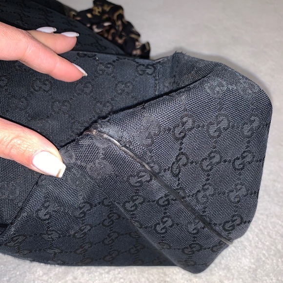 Gucci Positano Black GG Canvas Shoulder Bag - Picture 9 of 12